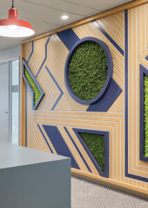 Incorporating plants
and moss walls helps
meet GCworkplace’s
biophilic design
standard.
