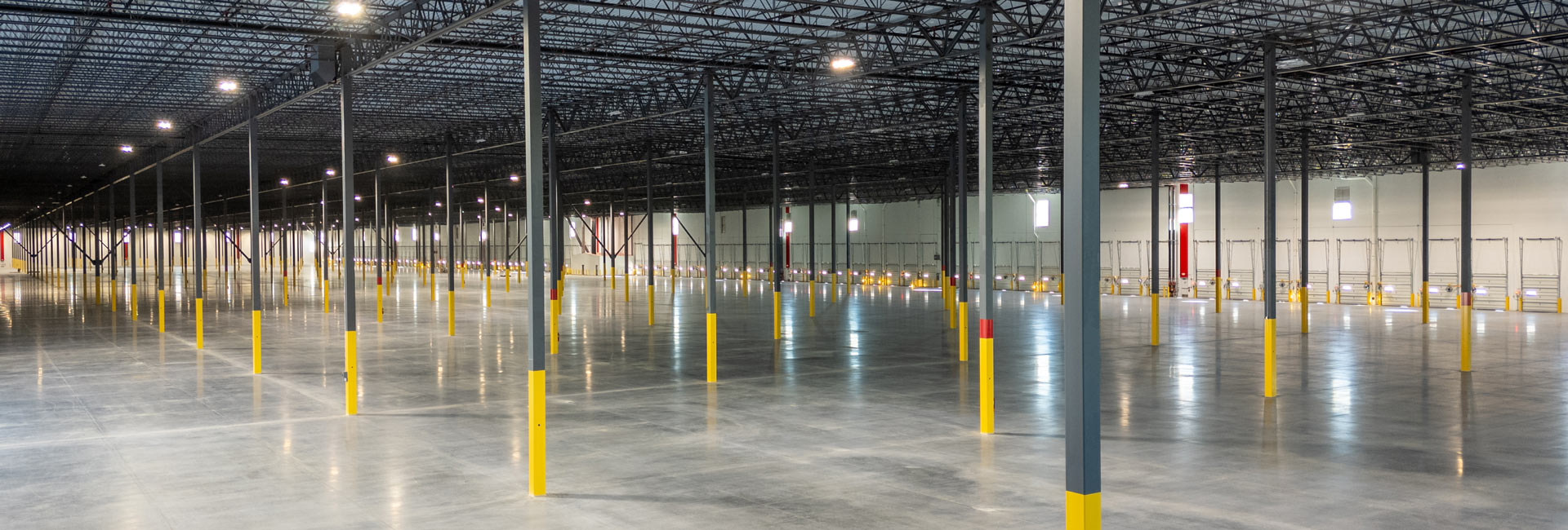 Interior of an empty warehouse/distribution center.