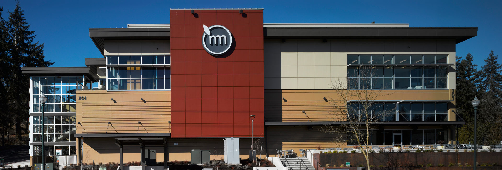 Exterior of Metropolitan Market in Sammamish, WA.