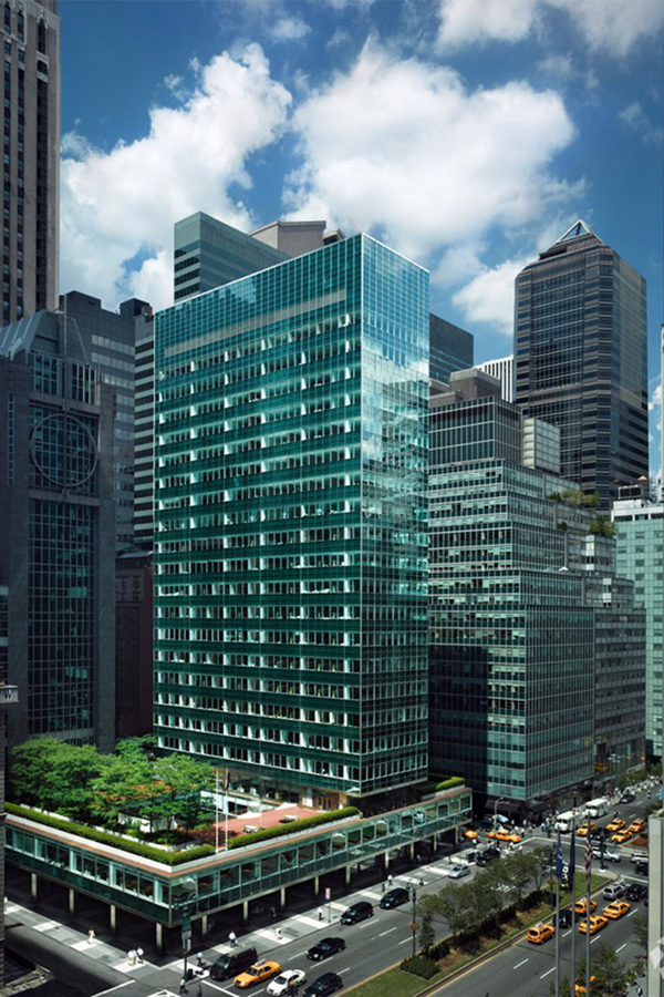 Exterior view of the Lever House