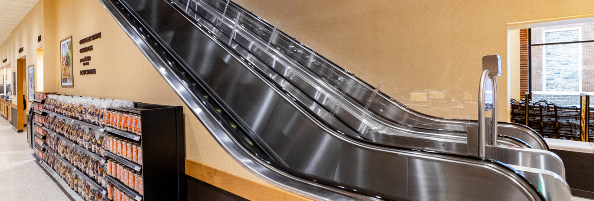 Wegmans CT location image of the escalators built by Pavarini NE