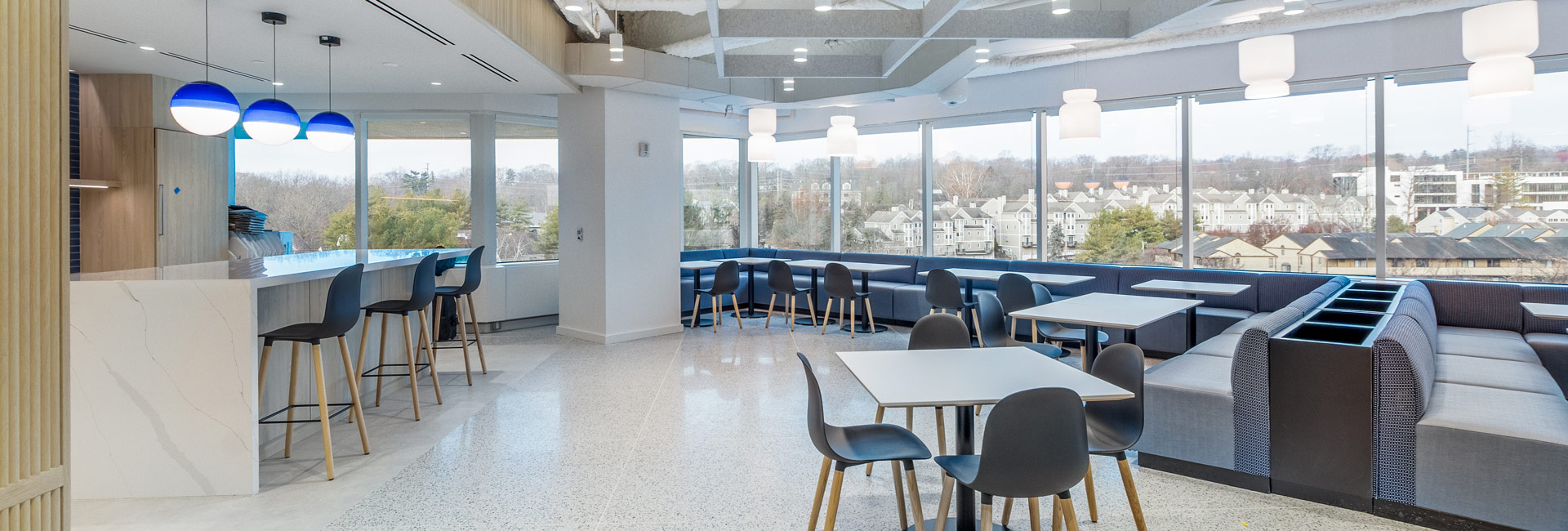 Cafeteria seating for employees